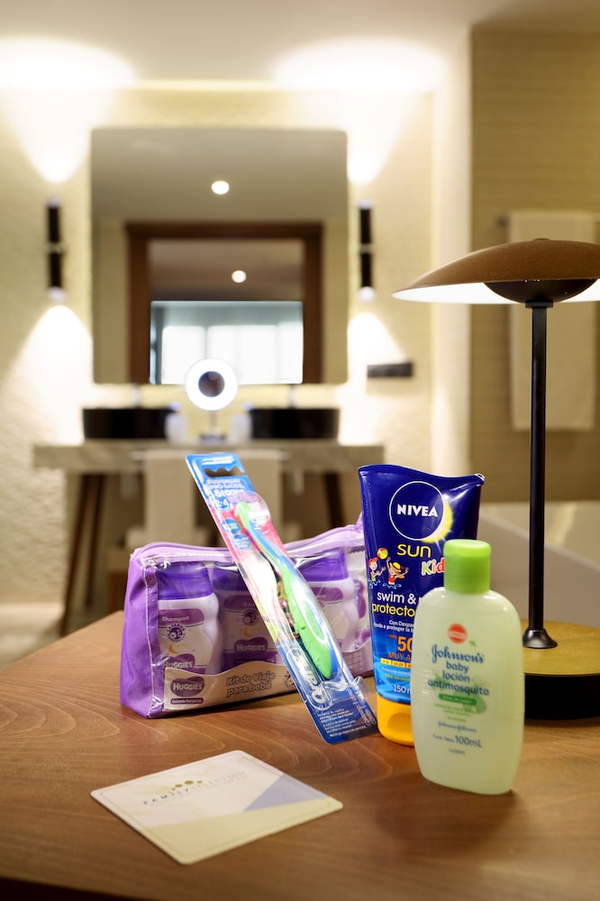 Family Selection Junior Suite Beachside - 2 KIDS FREE photo 3