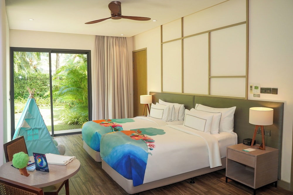 Family Villa, 2 Bedrooms, Private Pool (The Level, Lakefront) - Photo 1