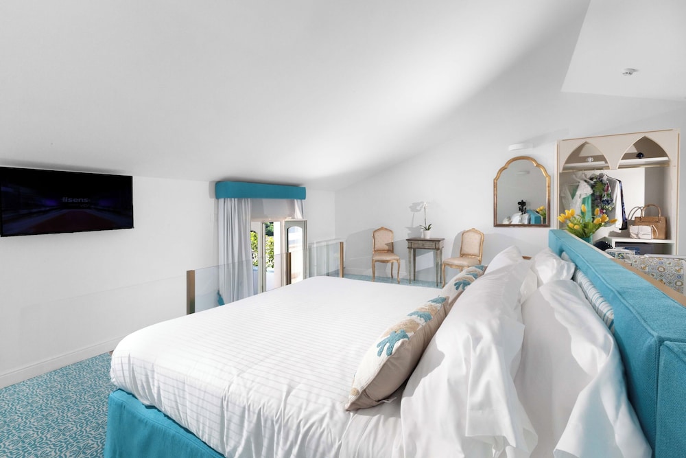 Apartment, 1 Bedroom, Smoking, Pool Access
