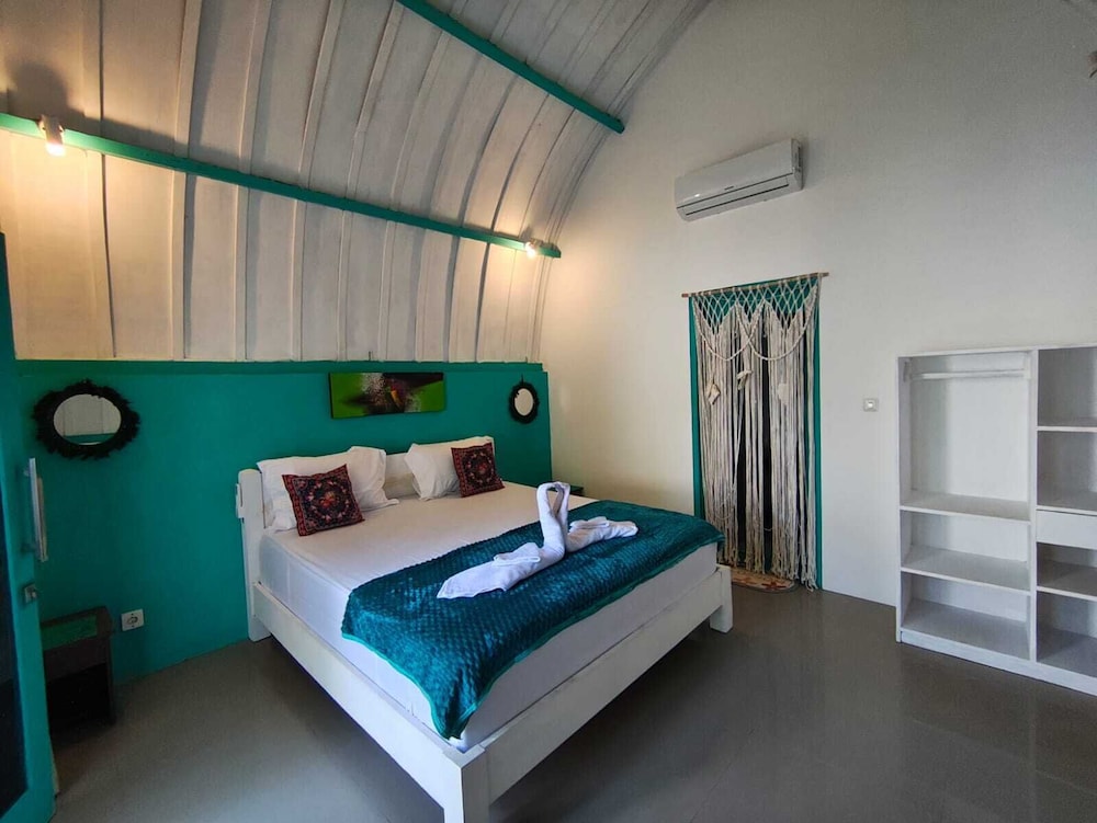 Basic Double Room, Air conditioning, Pool View