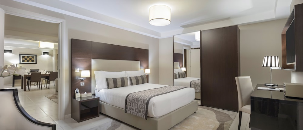 Executive Suite, 1 Bedroom photo 2