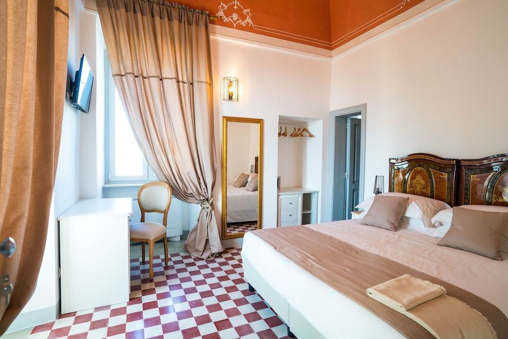 Exclusive Room - Photo 1