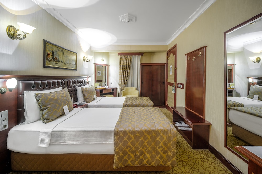 Economy Twin Room (Inside View) photo 2
