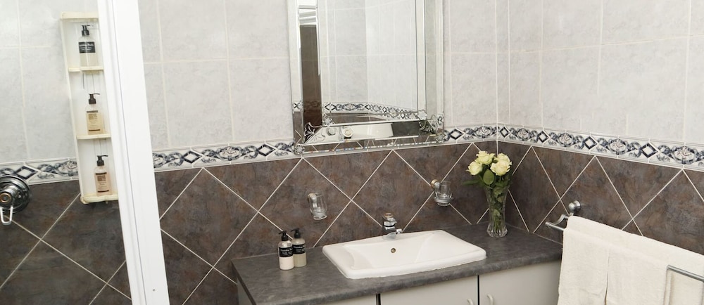 Luxury Suite photo 3