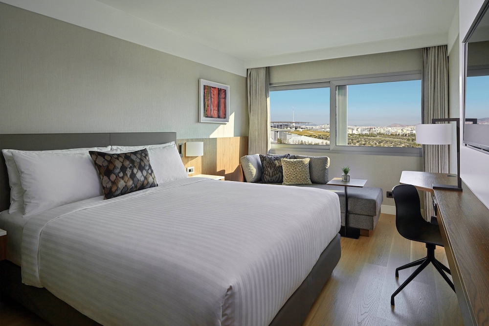 Premium Room, 2 Twin Beds (View) thumbnail 5