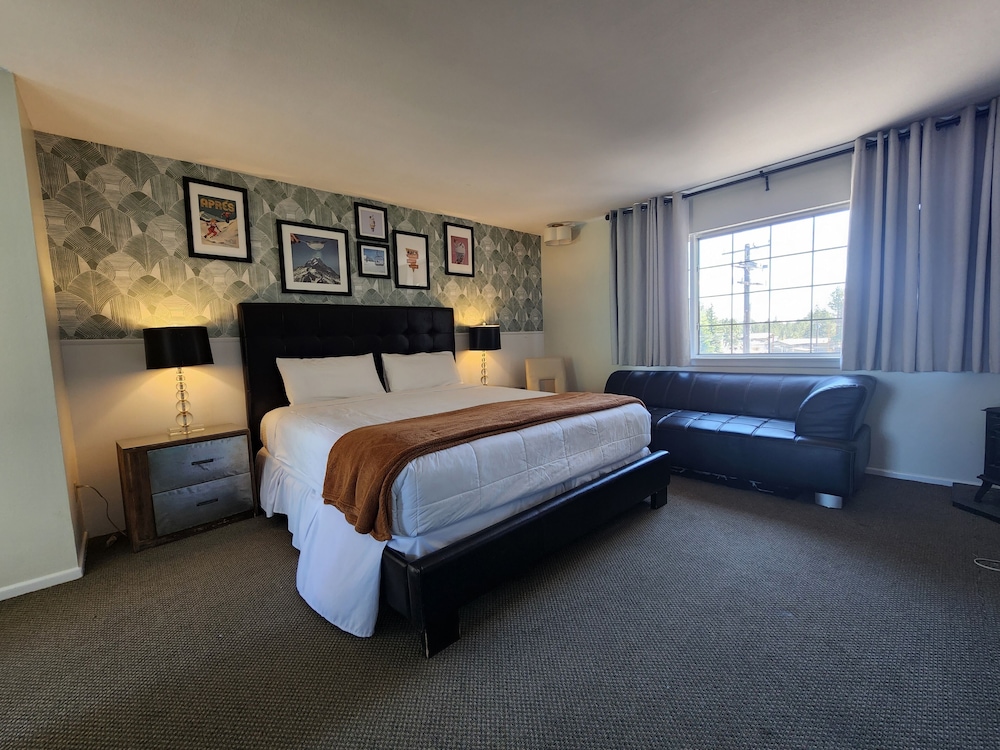 Deluxe Room, 1 King Bed, Non Smoking