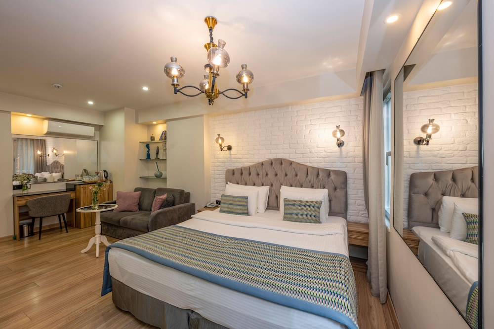 Deluxe Double Room photo 3