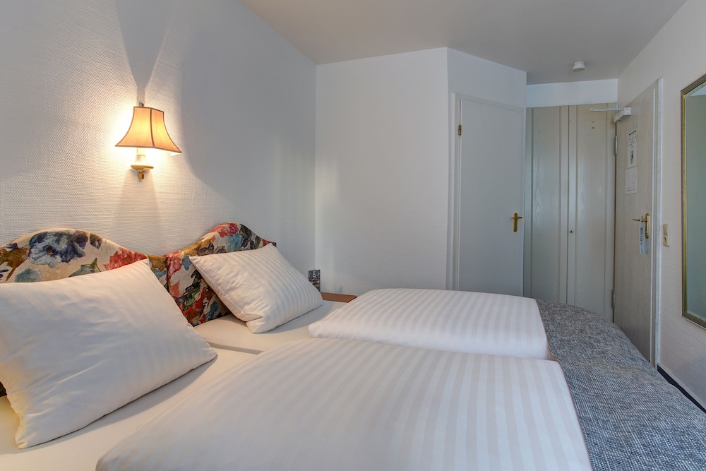Comfort Room, 1 Double Bed photo 3