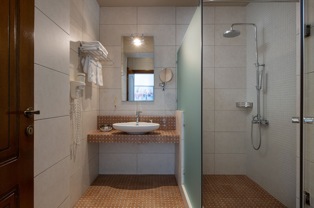 Bungalow, 1 Bedroom, Courtyard View (Outdoor Jetted Tub), photo 6