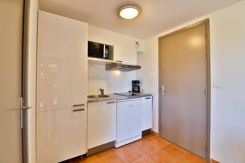 Standard Apartment, 1 Bedroom, Garden View