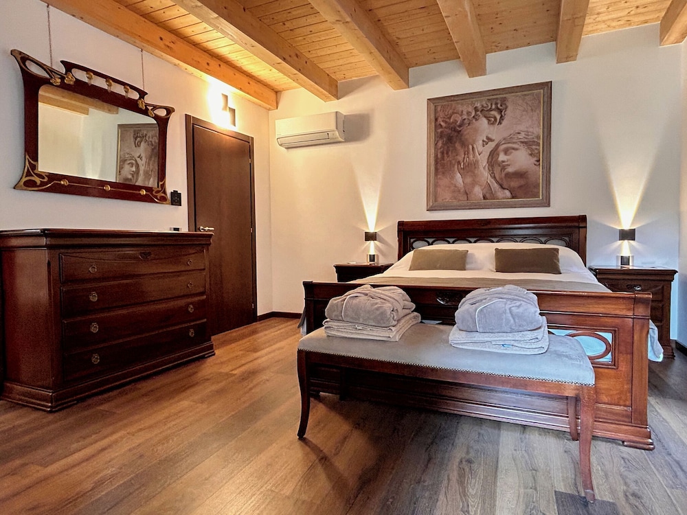 Superior Double Room, 1 King Bed, Air conditioning