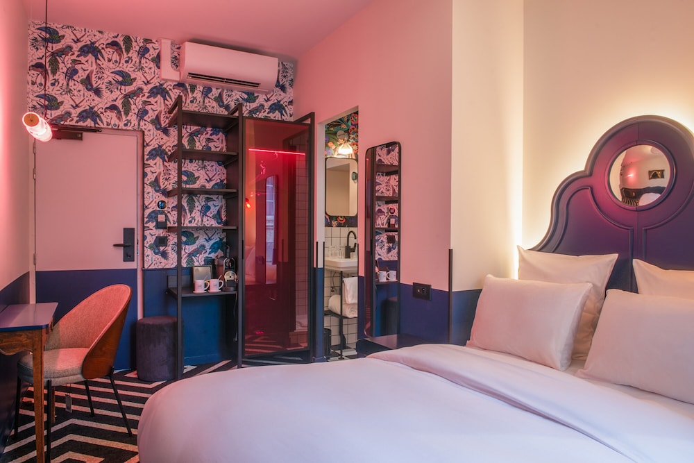 Standard Double Room - Photo 4