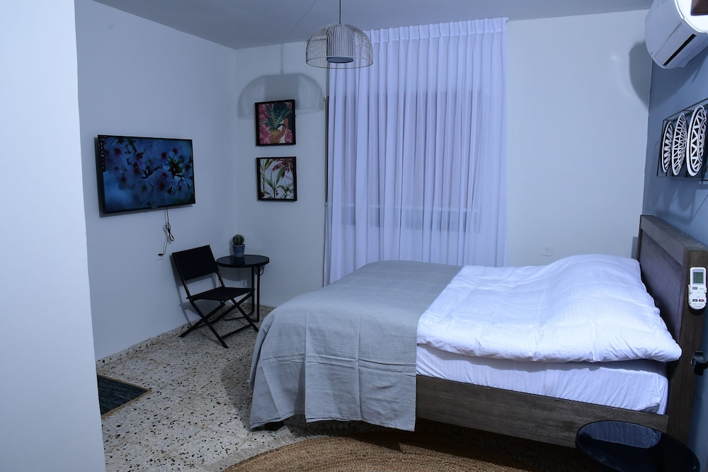 Room photo 2