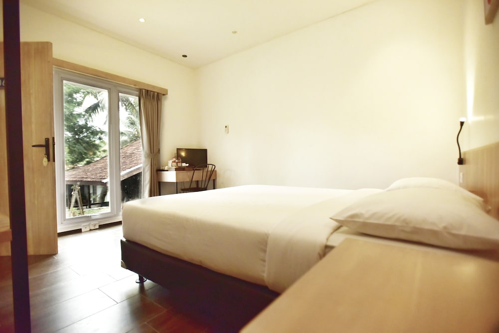 Standard Room photo 2
