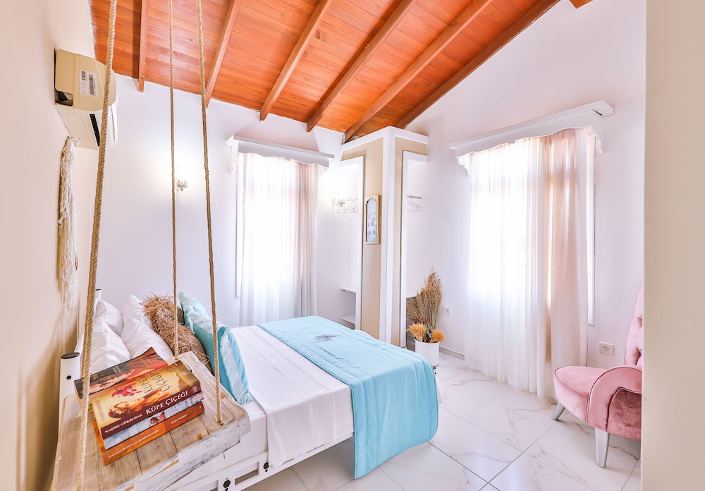 Deluxe Room, Garden View photo 1