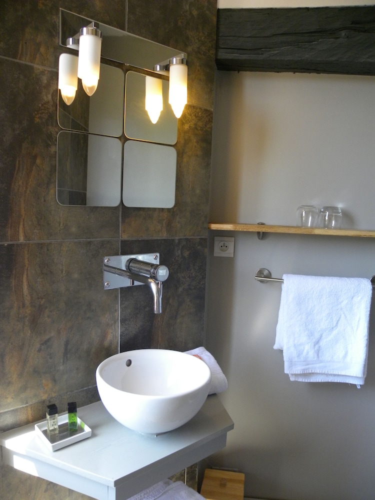Double Room - Photo 33