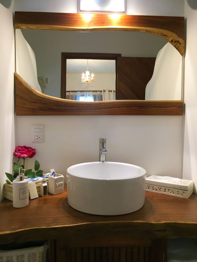 Deluxe Suite photo 2