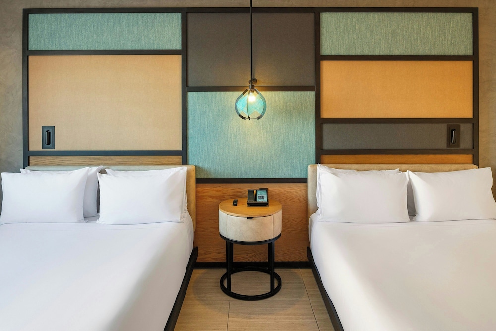 aloft, Room, 2 Queen Beds, Ocean View - Photo 6