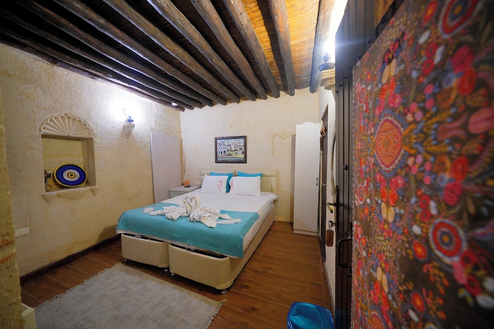 Economic Double Room photo 1