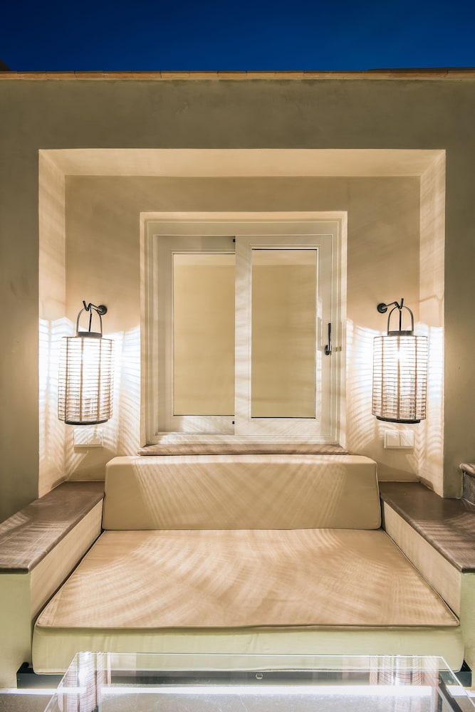 Deluxe Room, Terrace (Pool) - Photo 6