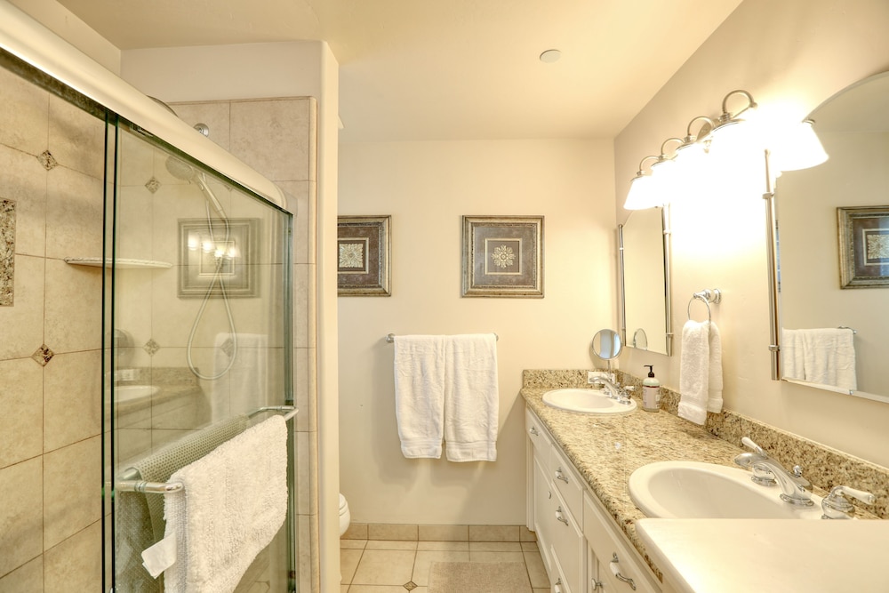 Townhome, 2 Bedrooms photo 3