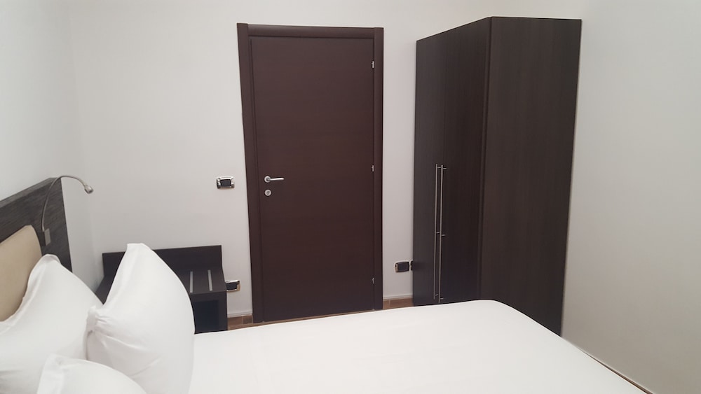 Deluxe Suite, Kitchen photo 3