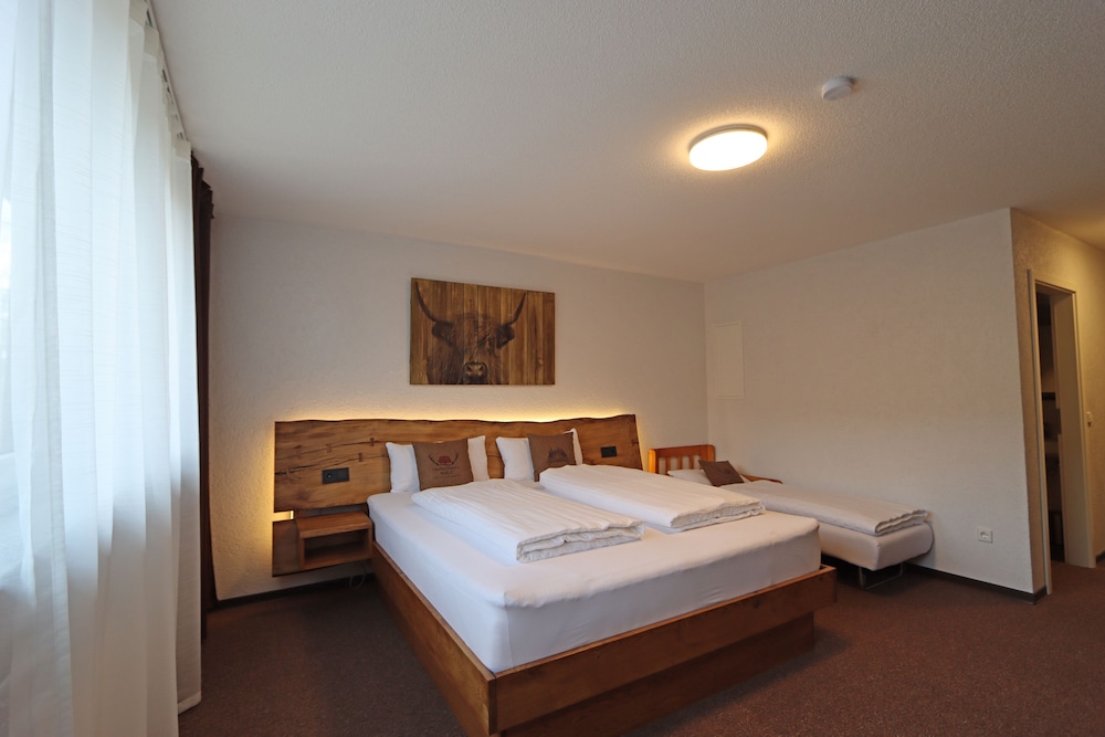 Deluxe Quadruple Room, Multiple Beds, Non Smoking