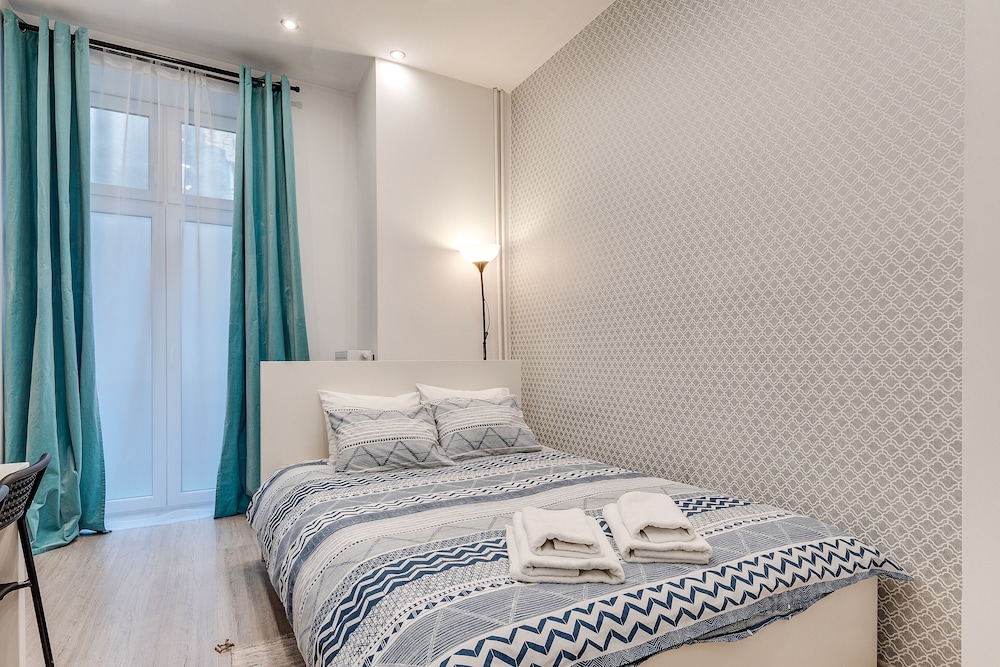 Standard Studio Suite, 1 Double Bed, Ensuite (3B) photo 3