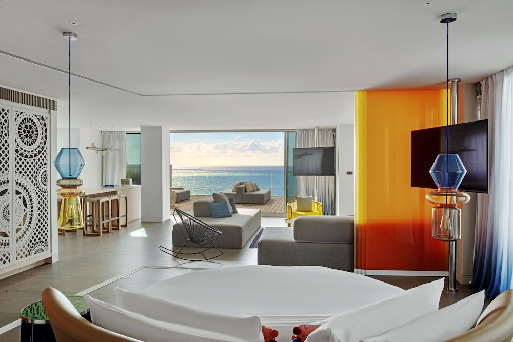 Penthouse, 1 King Bed (Terrace)