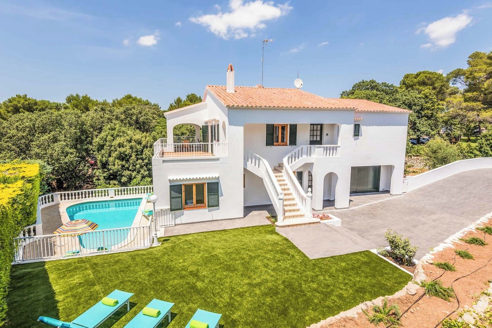 Villa (6 Habitaciones)