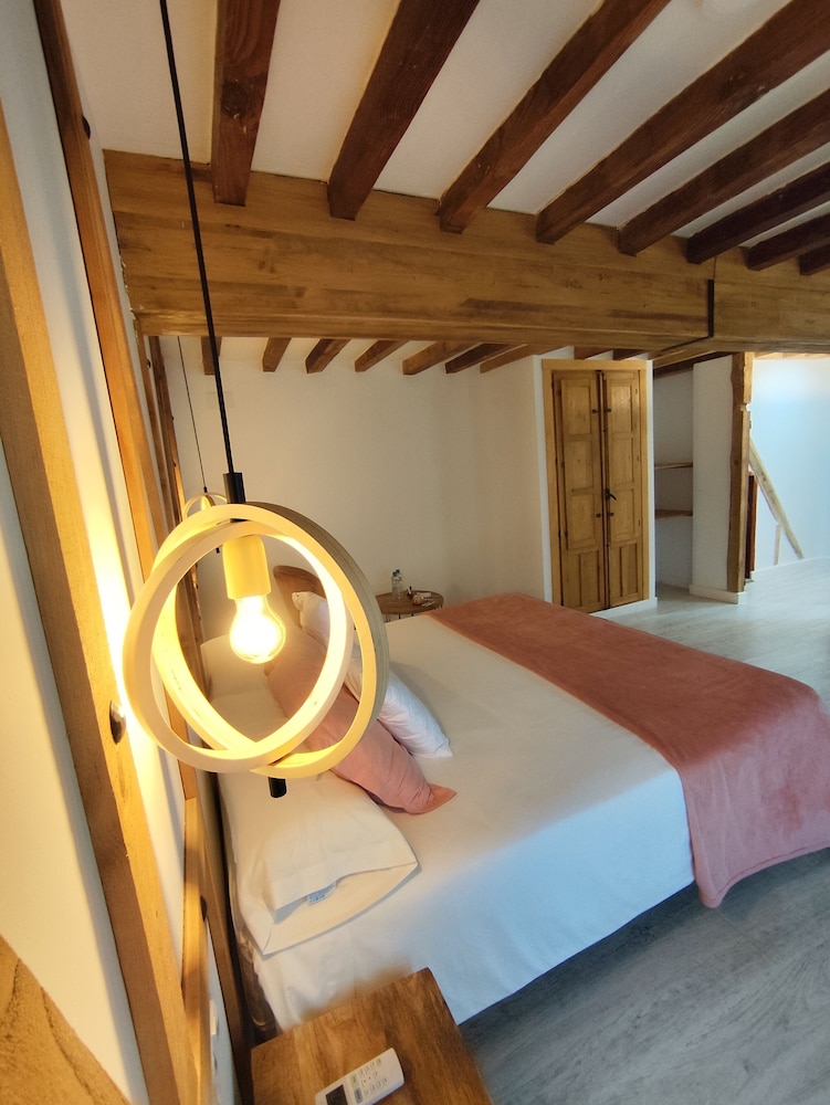 Room, 1 Queen Bed, City View photo 2