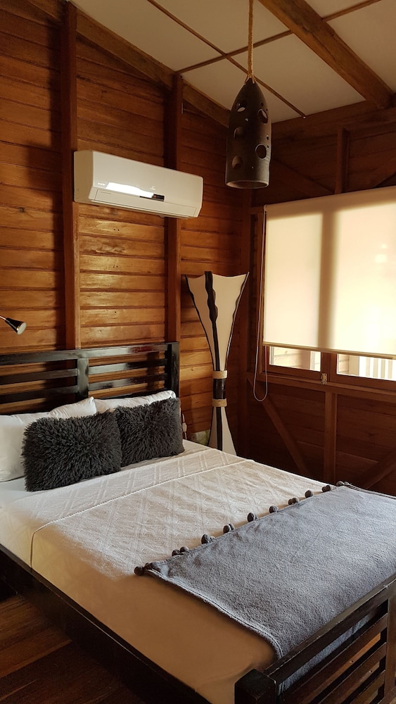 Basic Double Room, 1 King Bed, City View photo 1