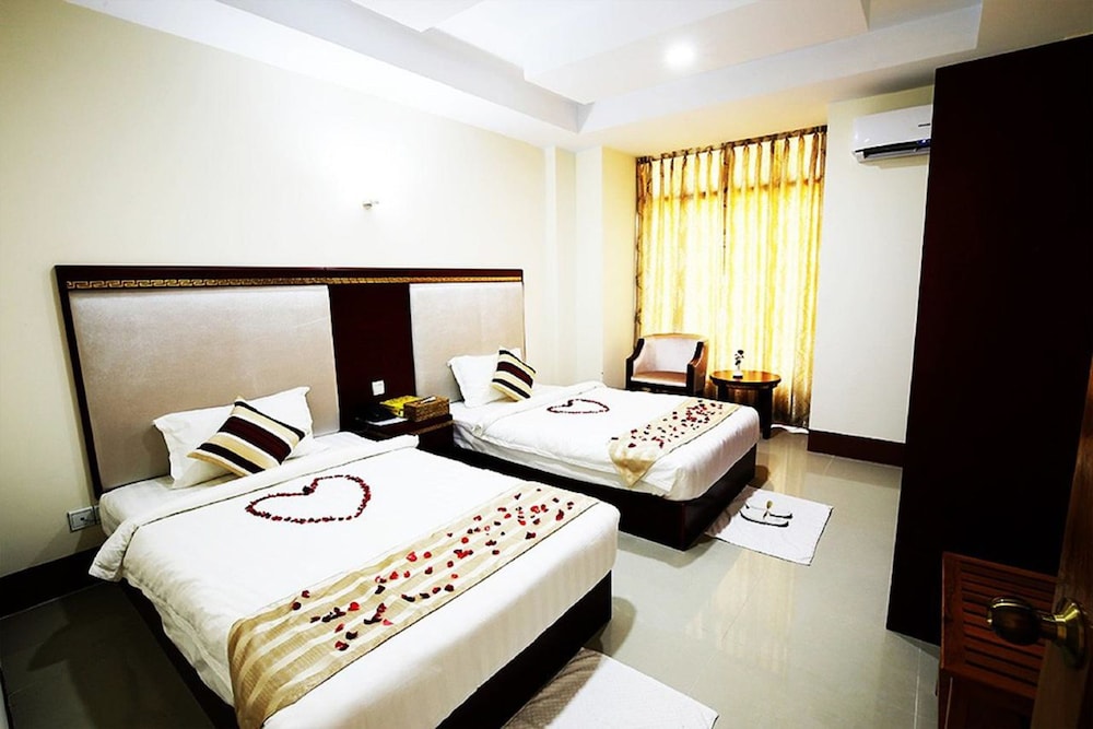 Executive Suite photo 2