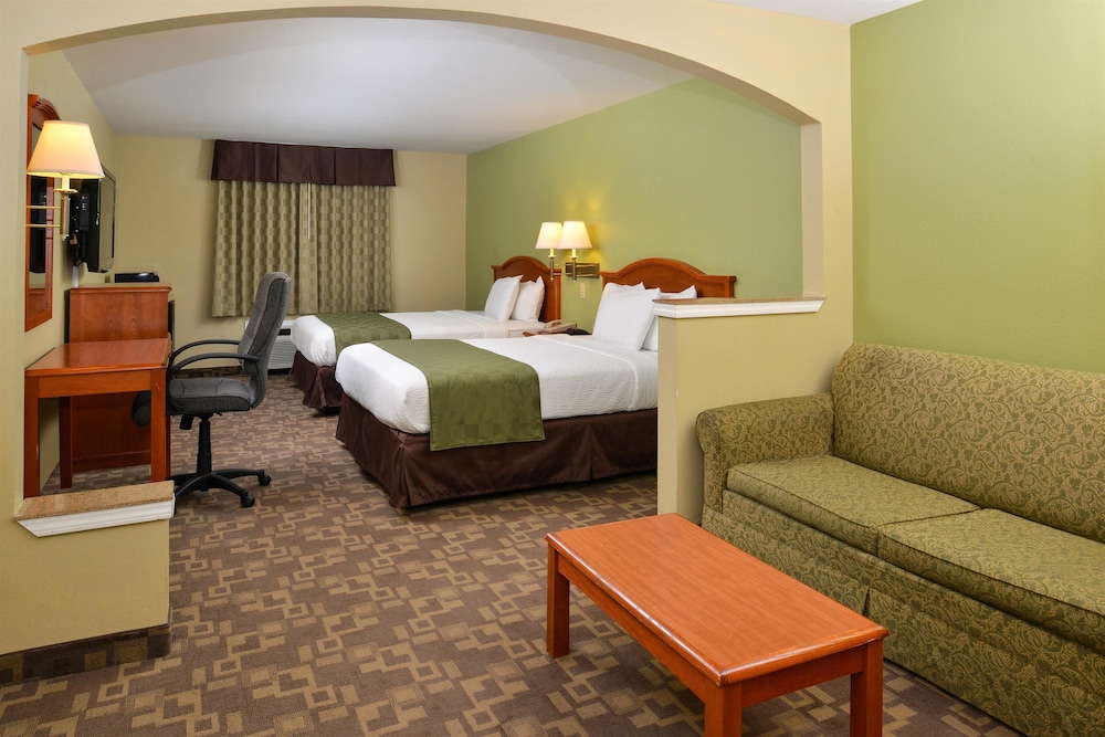 Suite, 2 Queen Beds, Non Smoking - Photo 1