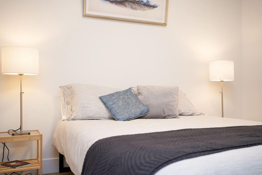 Luxurious Modern 2BR Condo Slps-5 Coffee AC Wifi, Billede 25