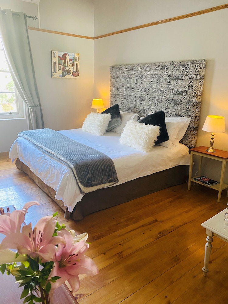 Classic Room - Photo 1