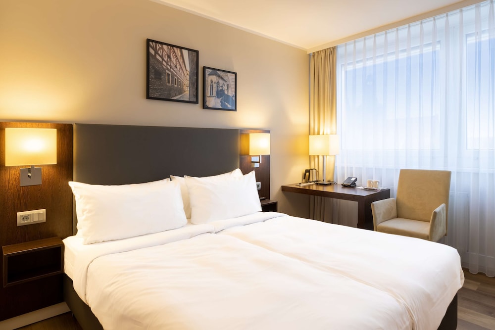 Superior Room thumbnail 6