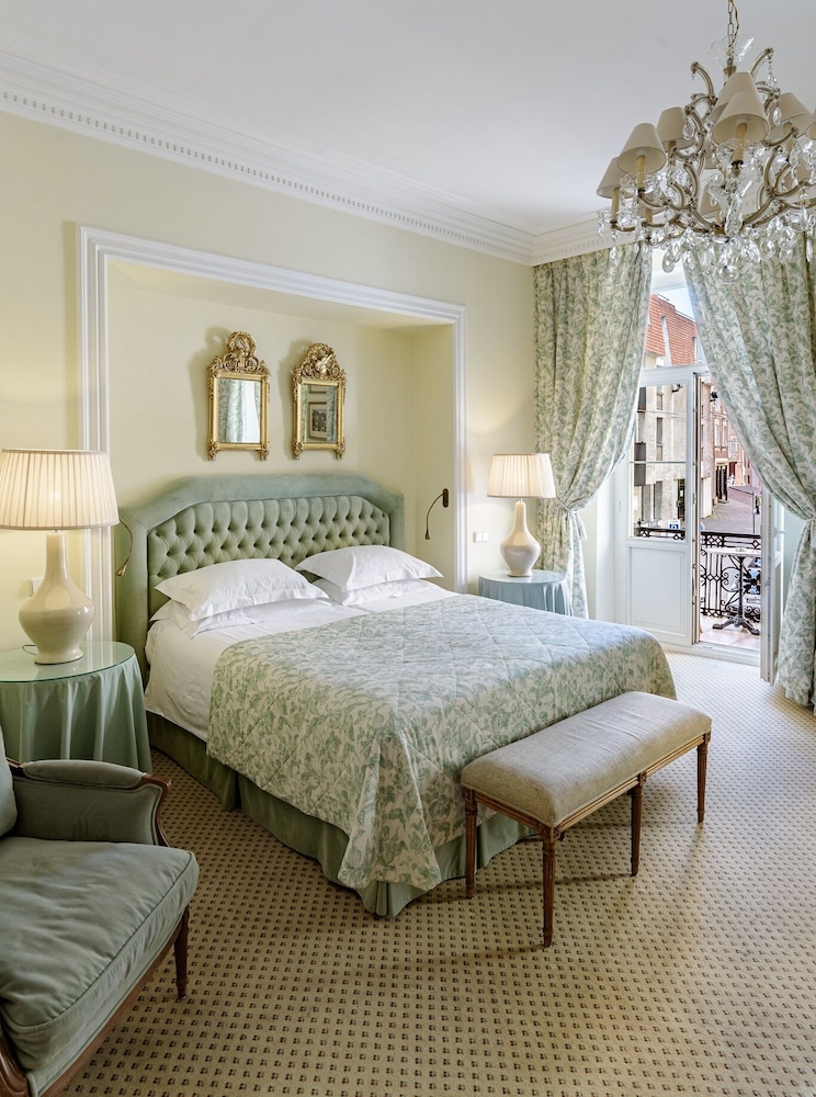 Junior Suite with SPA access - Photo 8