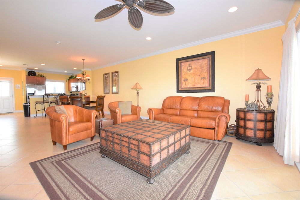 Townhome photo 3