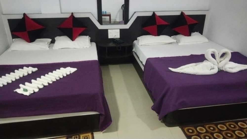 Deluxe Quadruple Room
