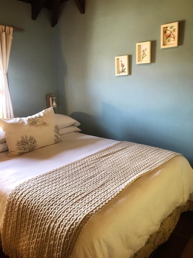 Basic Double or Twin Room photo 3
