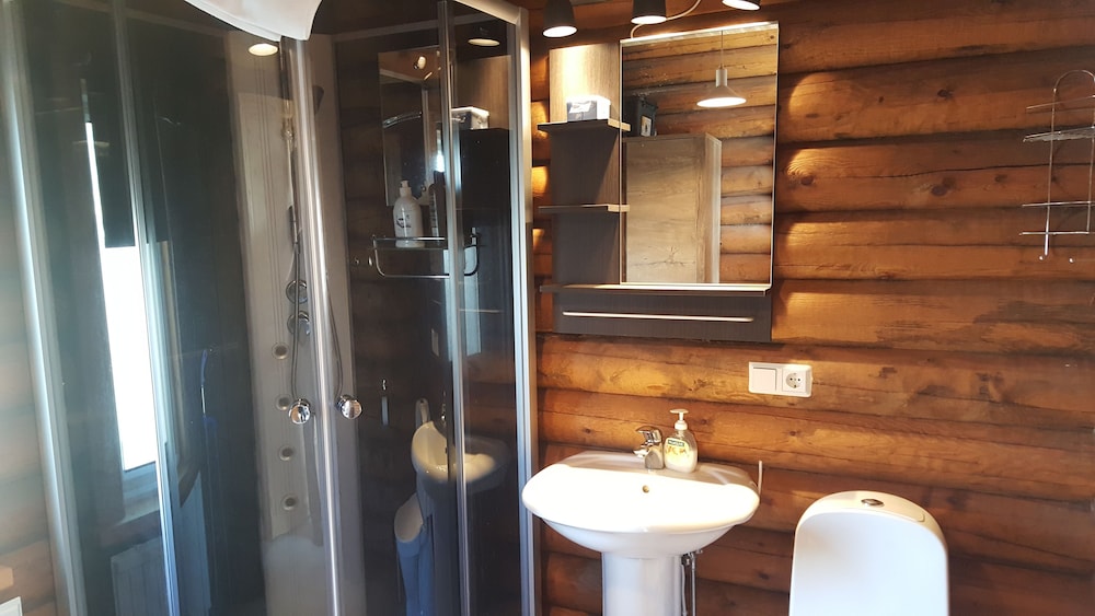 Cabin photo 3