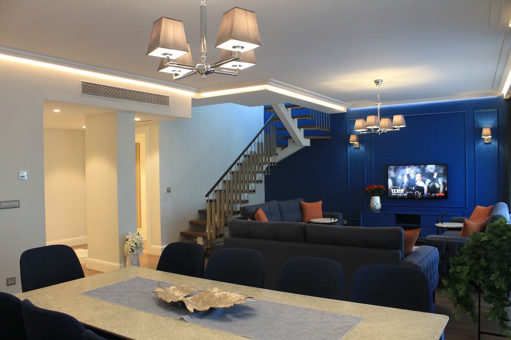 GR Block Three Bedroom Penthouse photo 1