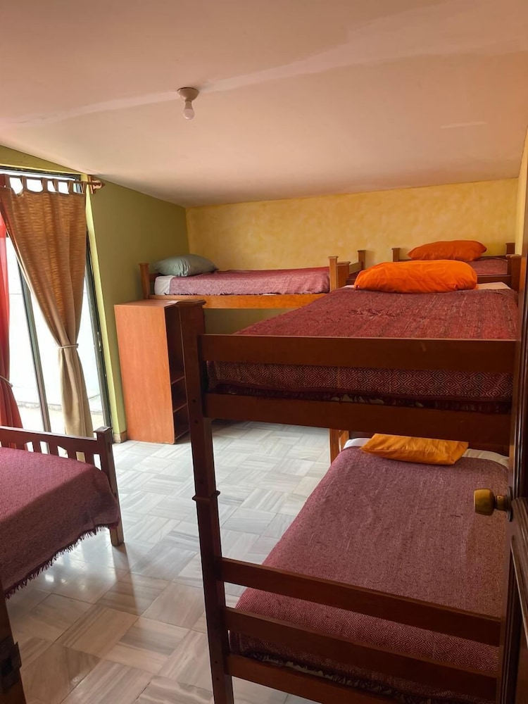 Shared Dormitory, Mixed Dorm (Up to 7 people) photo 1