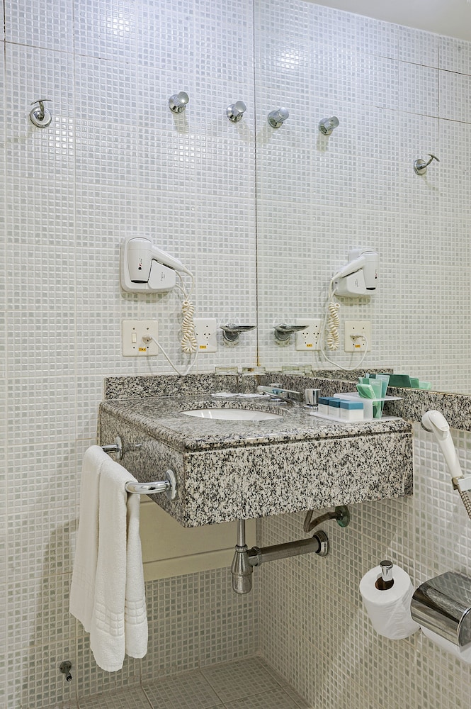 Deluxe Triple Room - Photo 4