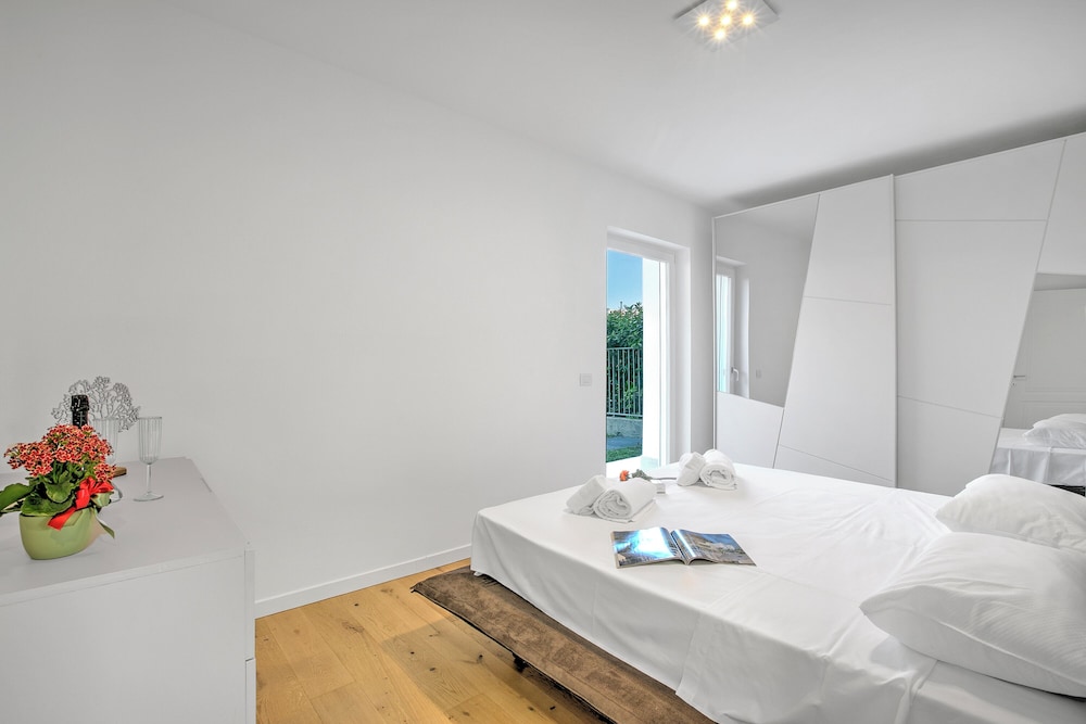 Family Apartment, Multiple Bedrooms, 2 Bathrooms (Casa Rudolfo)