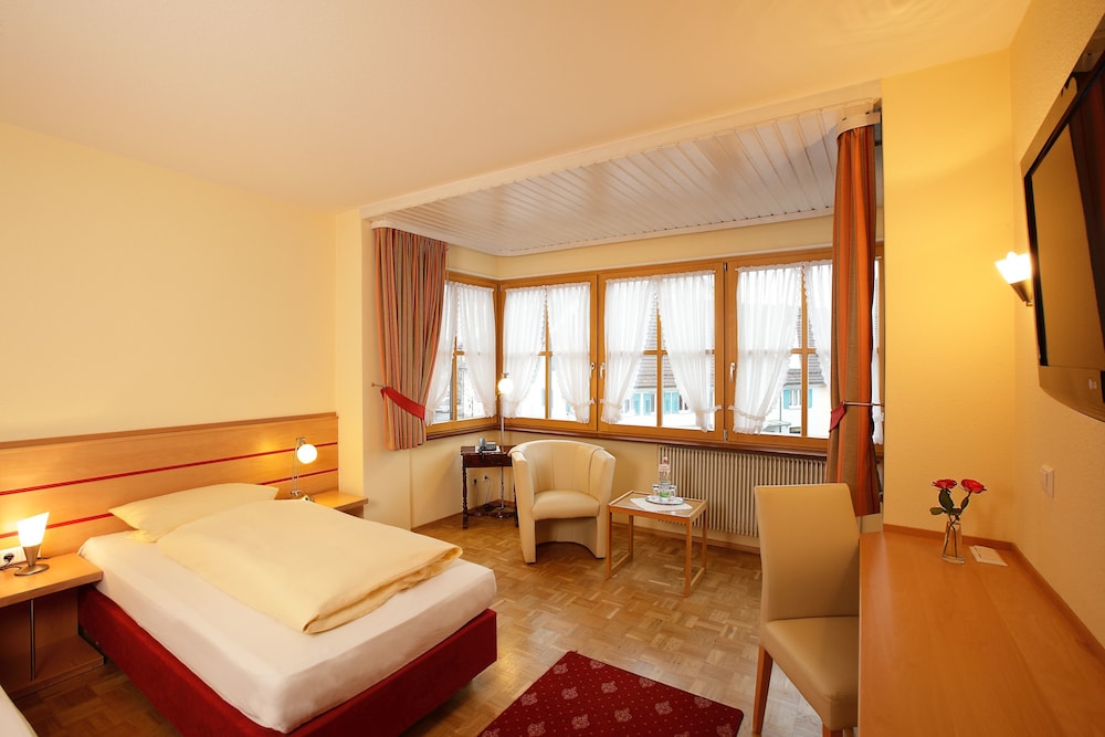 Classic Single Room