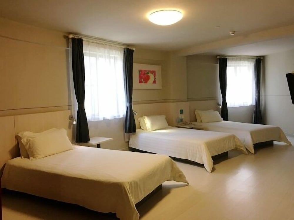 Triple Room (A) photo 1