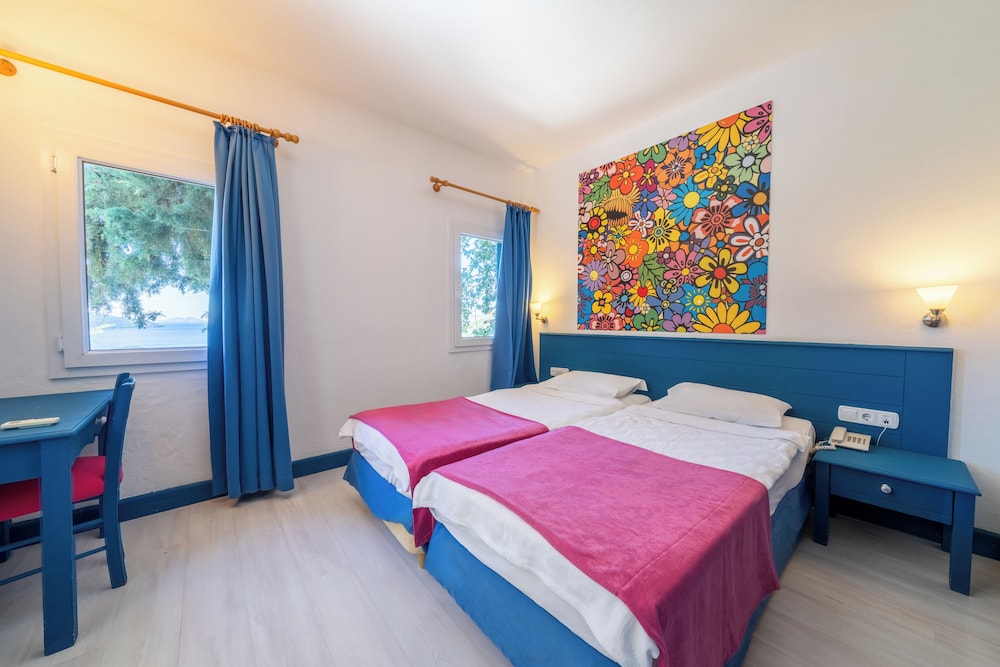 Grand Bungalow photo 1