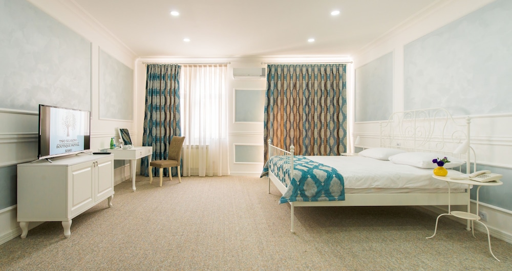 Deluxe Double Room, City View photo 2